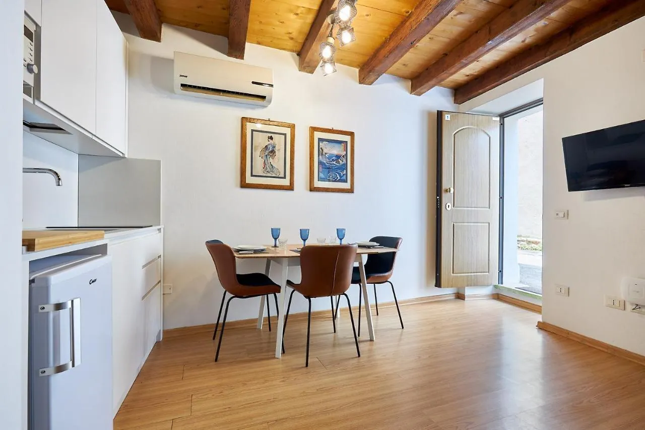 Next To The Library Apartments Verona 0*,  Italy